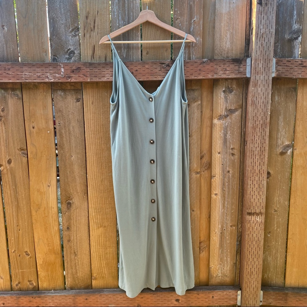 Lou & Grey midi dress with buttons in powder blue, L